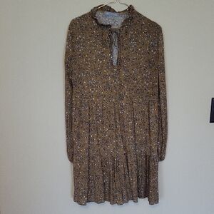 Chic Floral Long Sleeve Dress in Brown